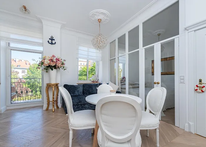 Meduza Nadmorskie Miejsce Appartamento *