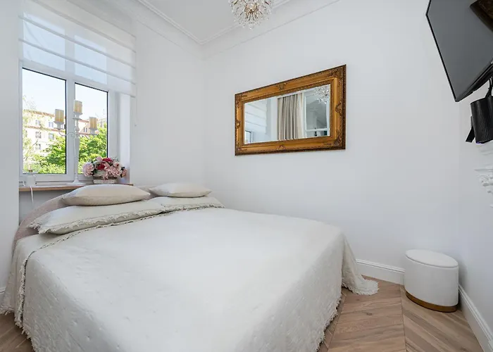 Meduza Nadmorskie Miejsce * Gdynia